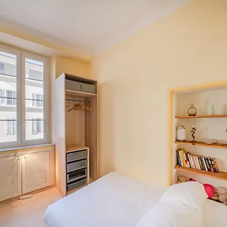Lägenhet Cozystay 1669 Old Port View Elegant 3-bedroom Cannes