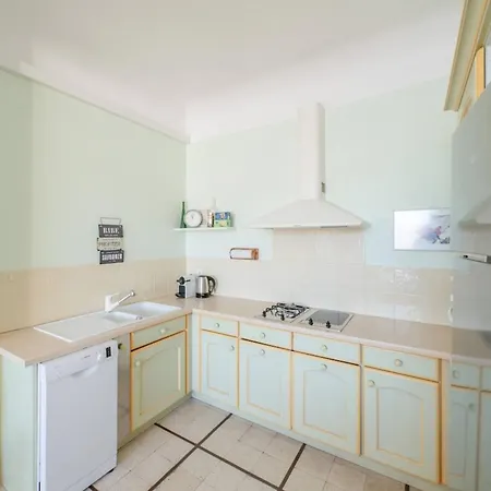 Cozystay 1669 Old Port View Elegant 3-bedroom Lejlighed